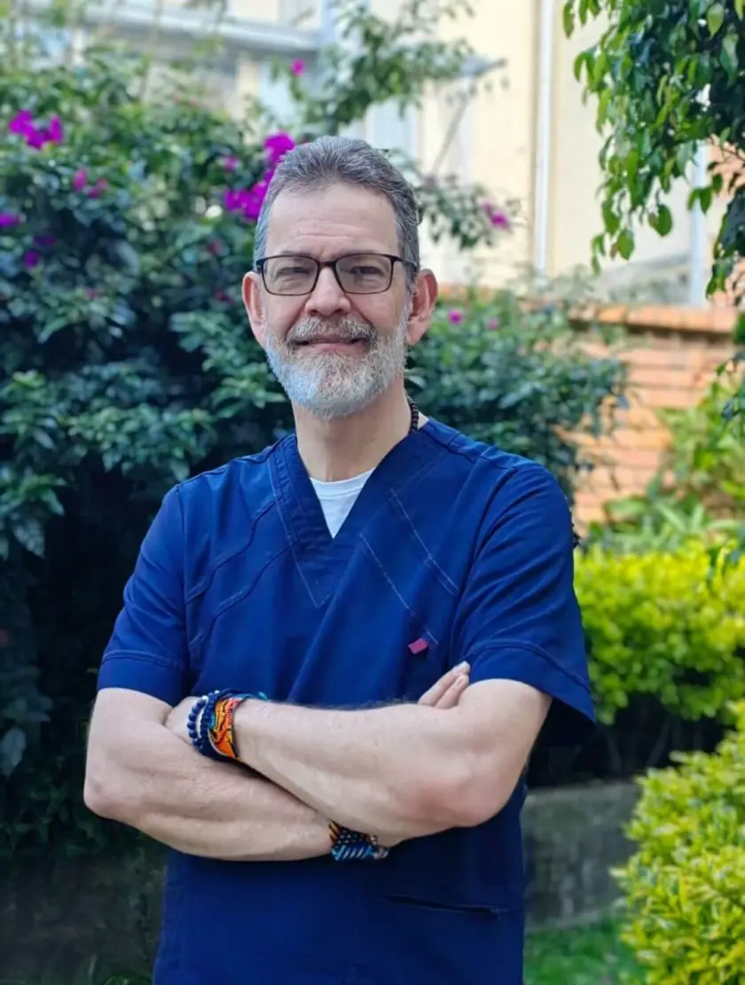 Dr. Santiago Rojas Posada
